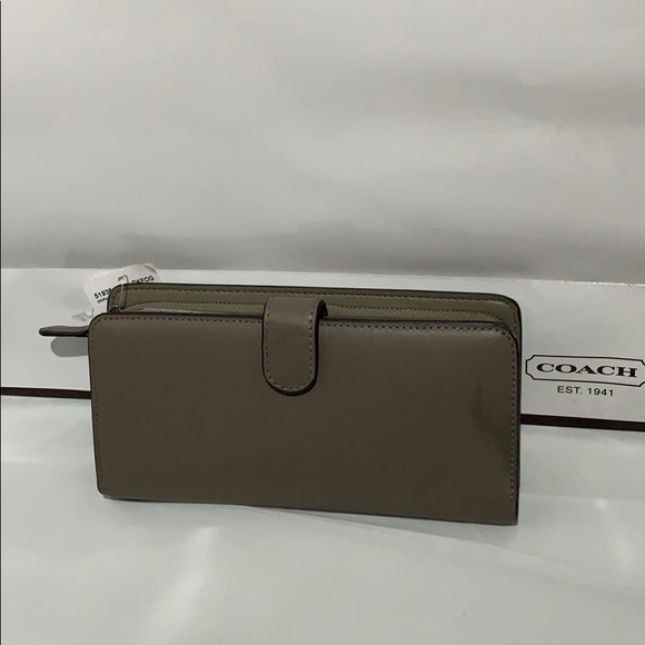 Authentic Coach Wallet - Picture 3 of 4